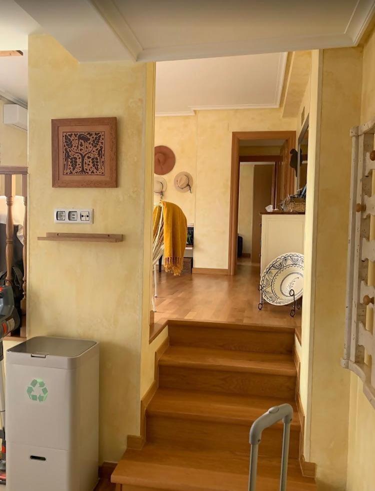 Un Apartamento Con Vistas Viguera Bagian luar foto